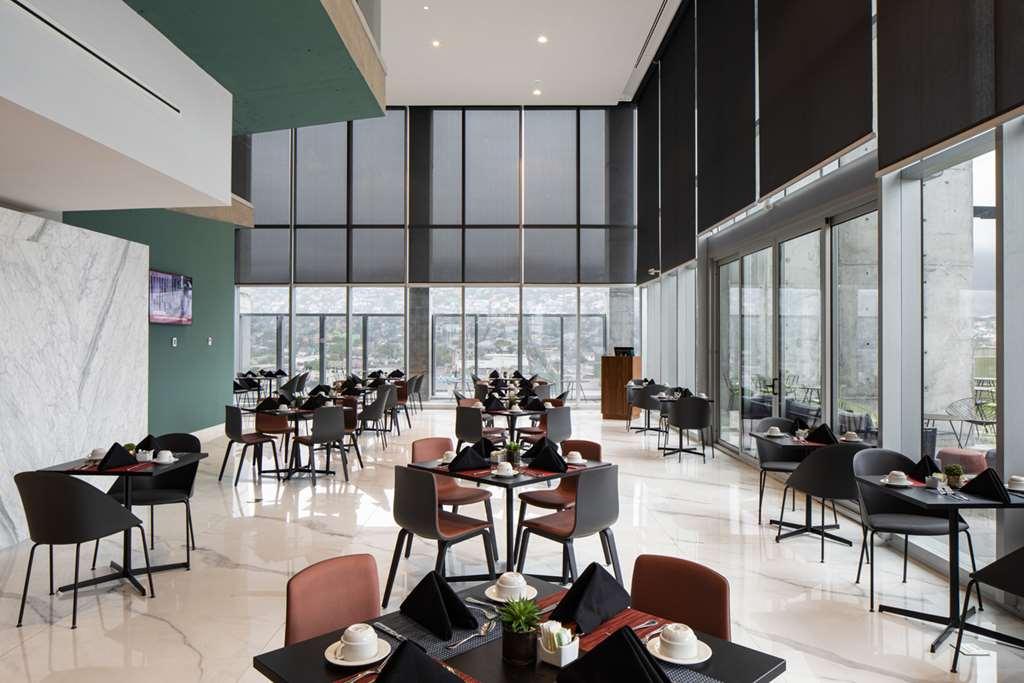 Galeria Plaza Monterrey Ξενοδοχείο Εστιατόριο φωτογραφία The restaurant