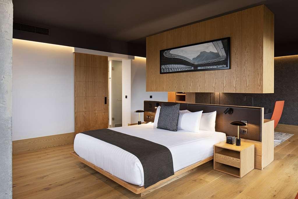 Galeria Plaza Monterrey Ξενοδοχείο Δωμάτιο φωτογραφία A bedroom at the hotel
