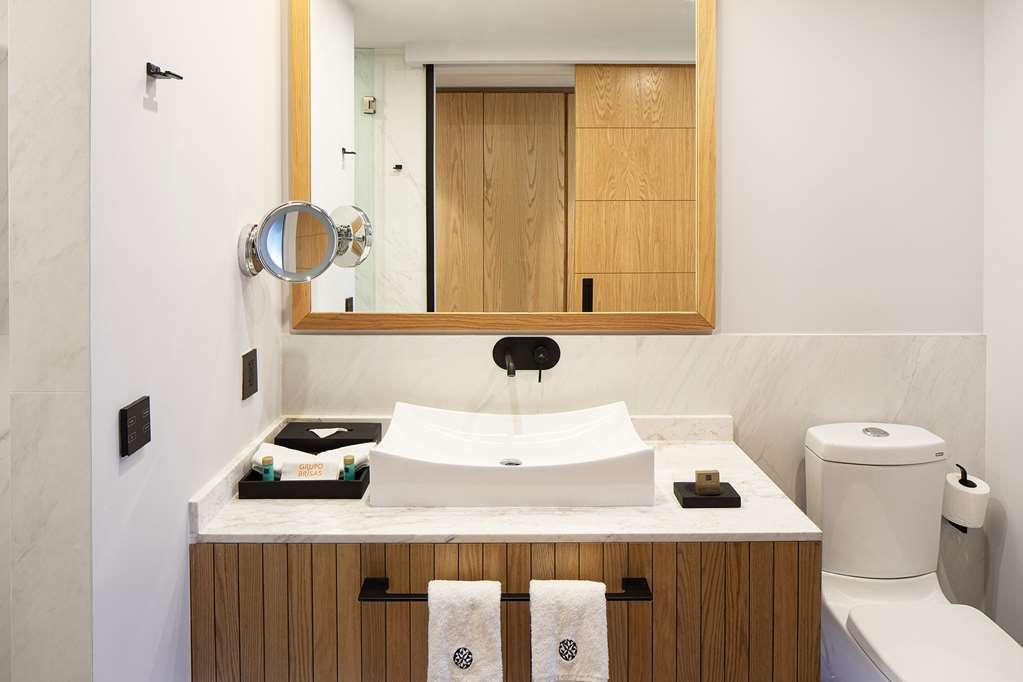 Galeria Plaza Monterrey Ξενοδοχείο Εξωτερικό φωτογραφία Bathroom