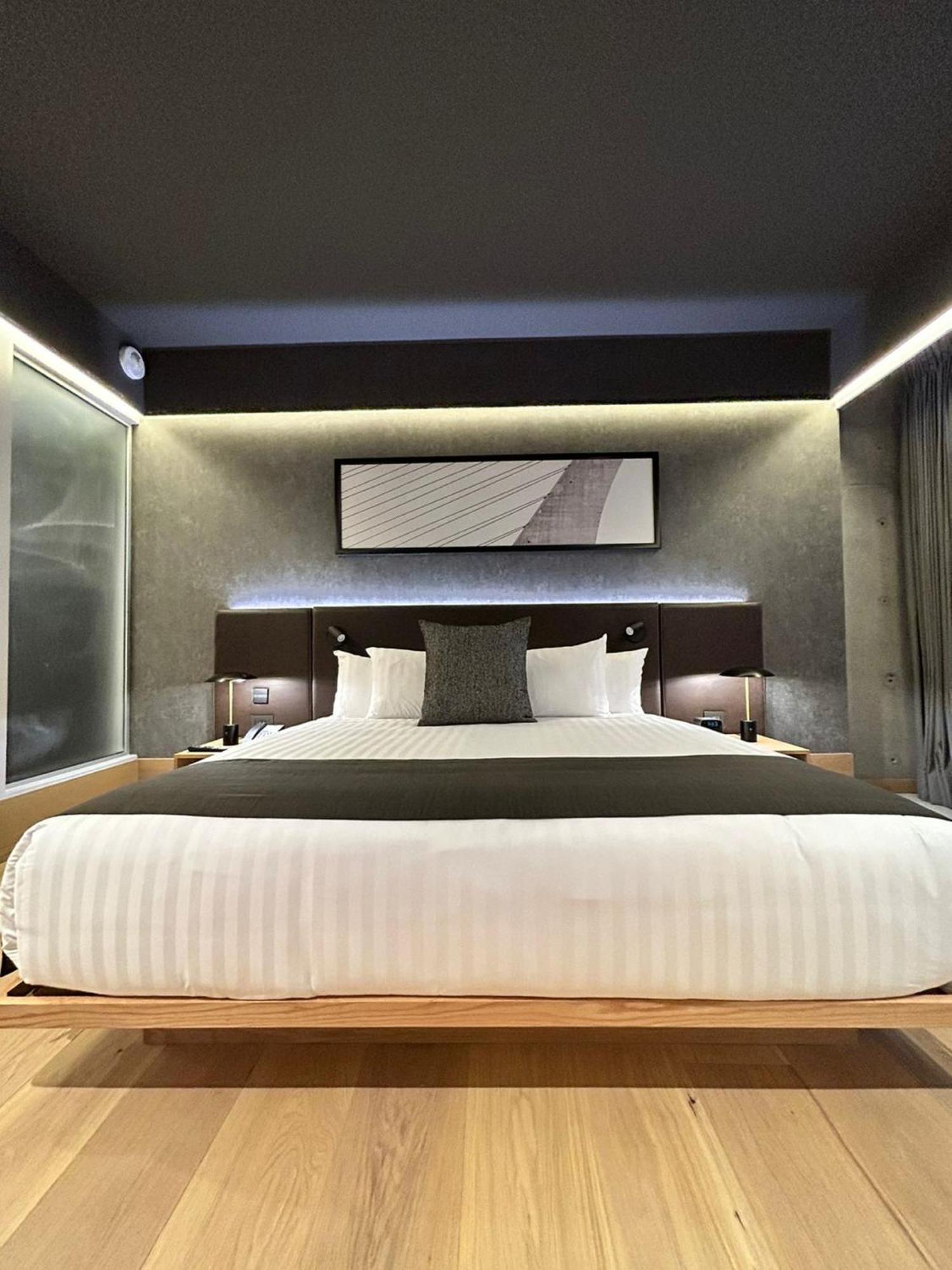 Galeria Plaza Monterrey Ξενοδοχείο Εξωτερικό φωτογραφία A bedroom at the hotel